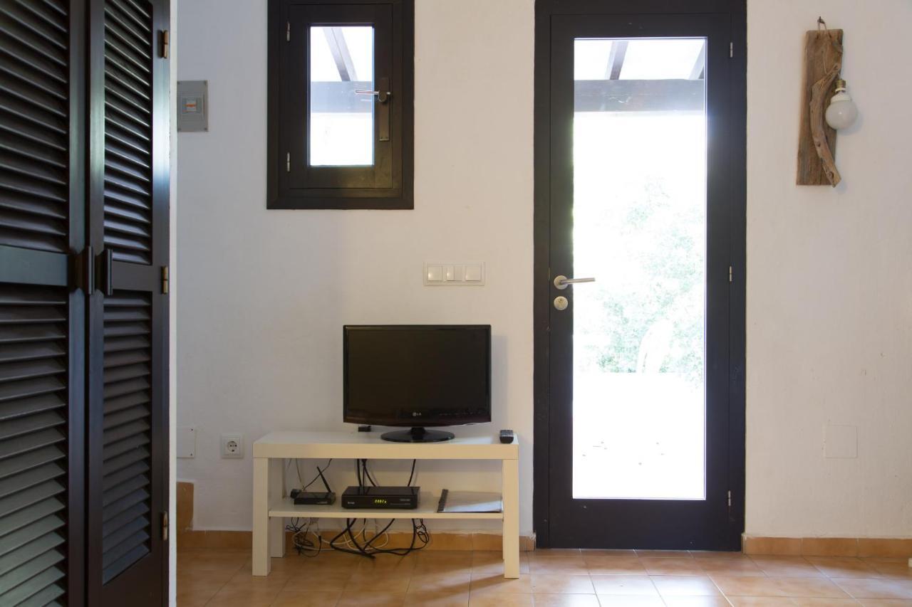 Apartamentos Noray Es Calo  Exterior foto